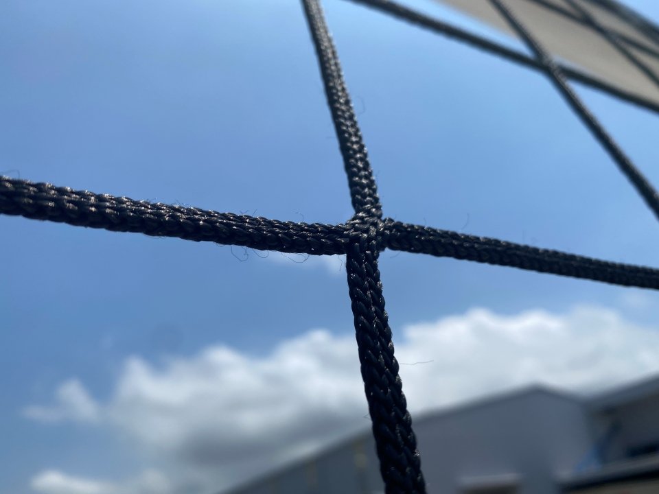 Sport-factory - Comment choisir le meilleur filet pour terrains de sport afin de garantir la sécurité des joueurs en 2025 ? - Featured Image 1